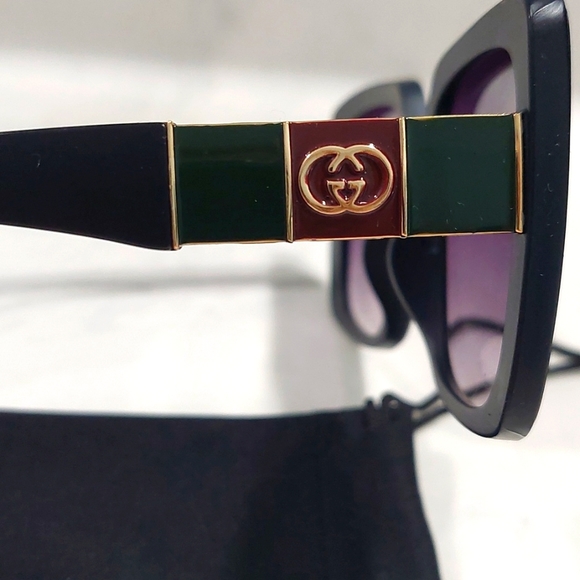 Matte Black GG Sunnies - Picture 5 of 6